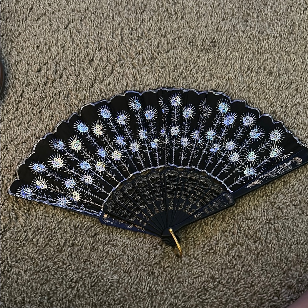 Elegant Black and White Hand Fan